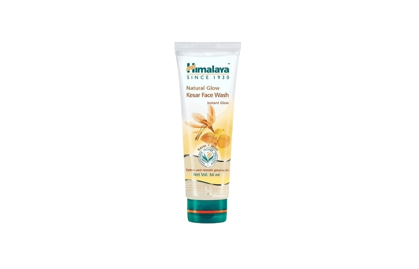 HIMALAYA NATURAL GLOW KESAR FACE WASH 50ML