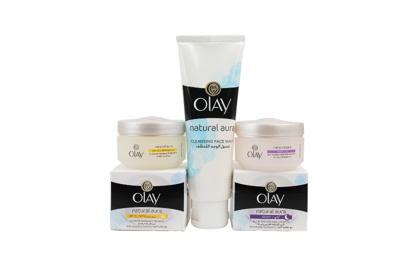 OLAY NATURAL AURA ALL-IN-ONE GLOW REGIMEN PACK 