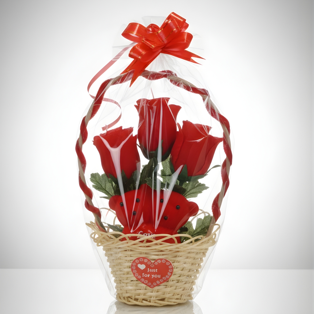 RED BEAR WIITH ROSES