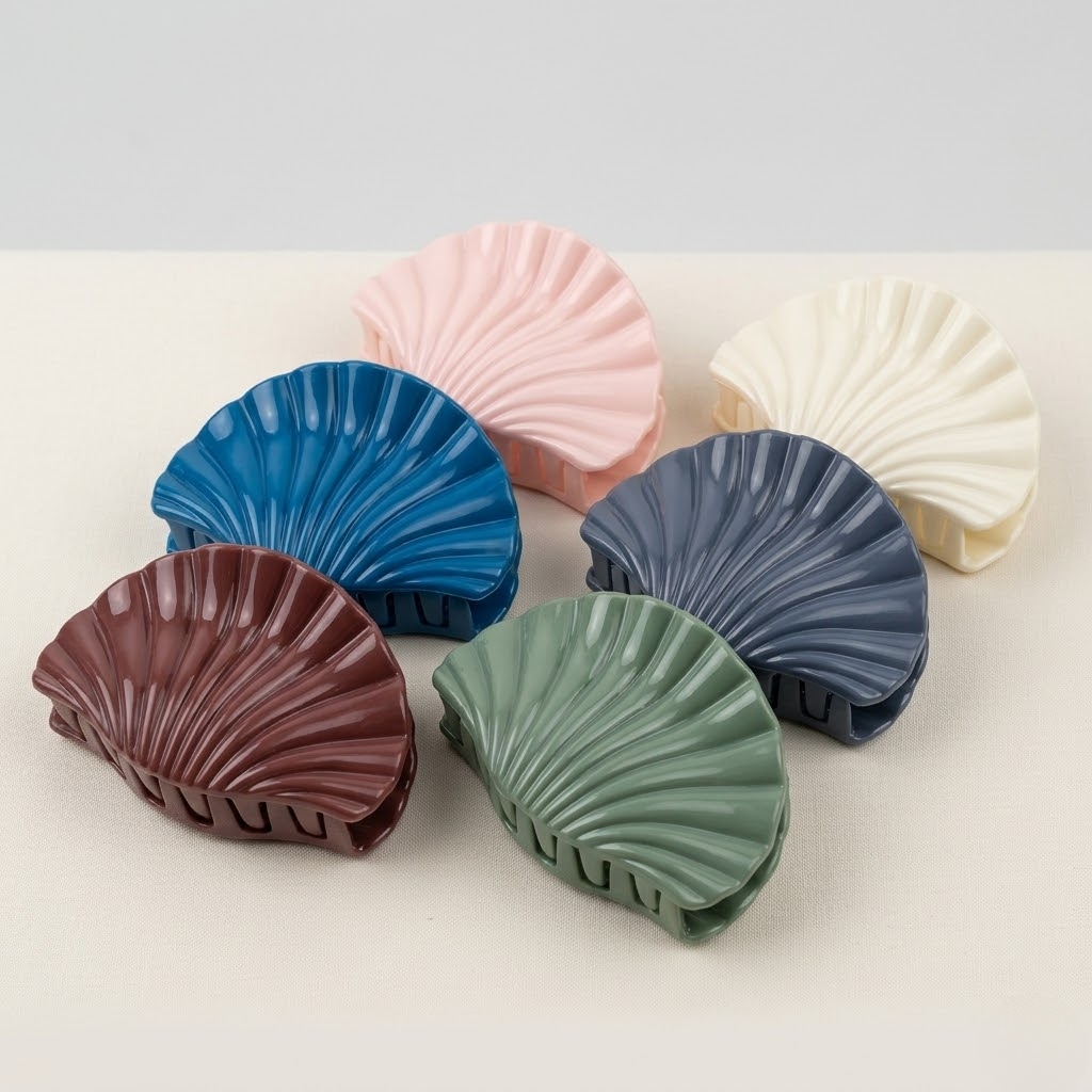 SEASHELL CLAW HAIR CLIP